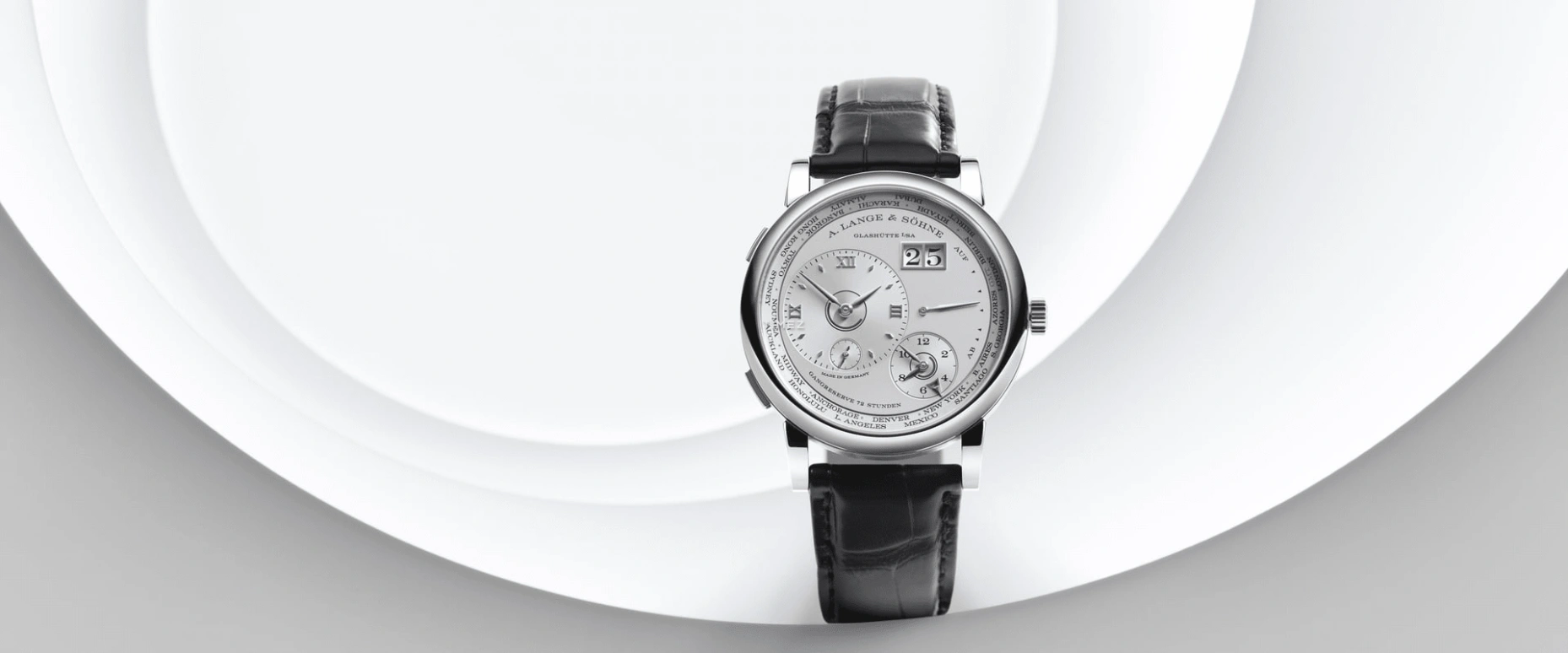 A. Lange & Söhne,Lange 1 41.90mm,41.90mm,Platinum,Silver,Grey,Handwound,Power Reserve Indicator,World Time,Big Date,Day / Night Indication,72hours,In-house Caliber,136,136.025