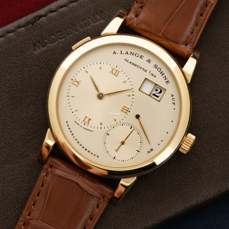 A. Lange & Söhne,Lange 1 38.50mm,38.50mm,Yellow Gold,White,Handwound,Day,Power Reserve Indicator,Big Date,101,101.001