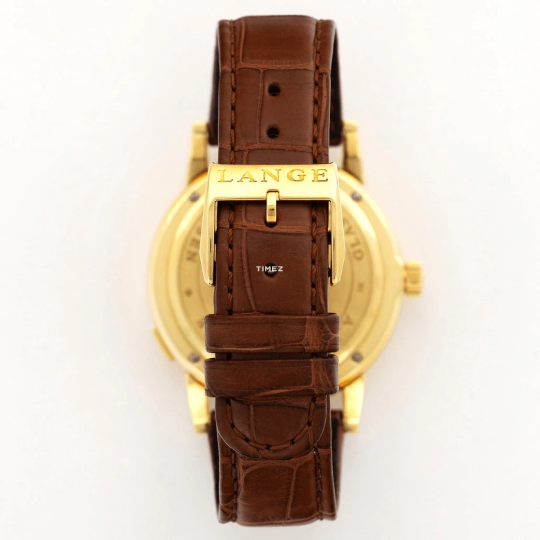 A. Lange & Söhne,Lange 1 38.50mm,38.50mm,Yellow Gold,White,Handwound,Day,Power Reserve Indicator,Big Date,101,101.001