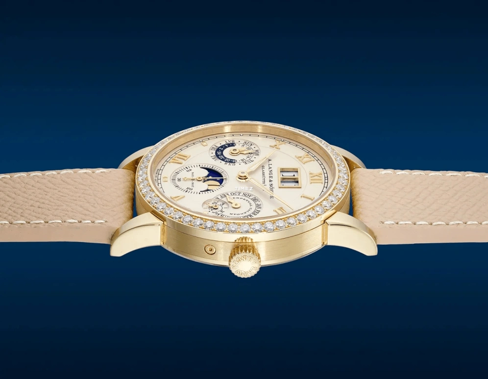A. Lange & Söhne,Saxonia 38.50mm,38.50mm,Yellow Gold,White,Automatic,Moonphase,Perpetual Calendar,Leap Year,Month,46hours,In-house Caliber,820,820.021E