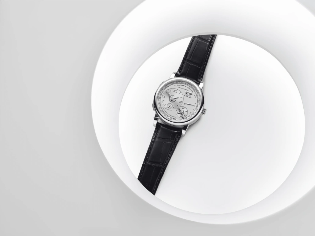 A. Lange & Söhne,Lange 1 41.90mm,41.90mm,Platinum,Silver,Grey,Handwound,Power Reserve Indicator,World Time,Big Date,Day / Night Indication,72hours,In-house Caliber,136,136.025