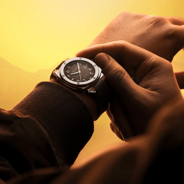 Alpina,ALPINER 41x42.50mm,41x42.50mm,Stainless Steel,Brown,Automatic,Day,In-house Caliber,AL,AL-525BRG3AE6