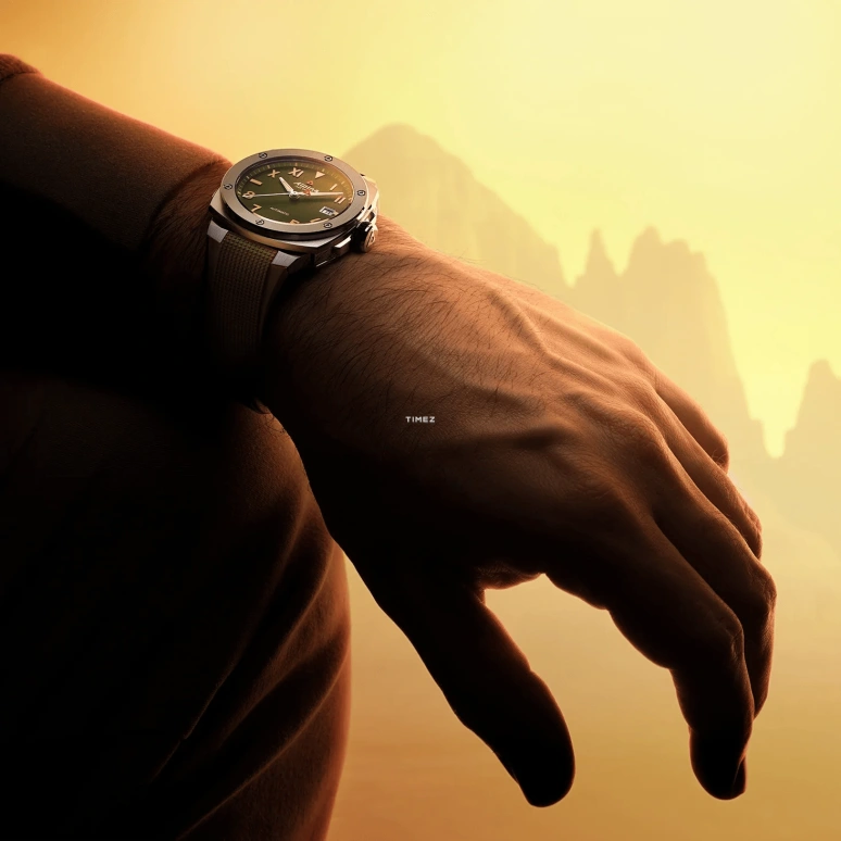 Alpina,ALPINER 41x42.50mm,41x42.50mm,Stainless Steel,Green,Automatic,Day,In-house Caliber,AL,AL-525GRG3AE6