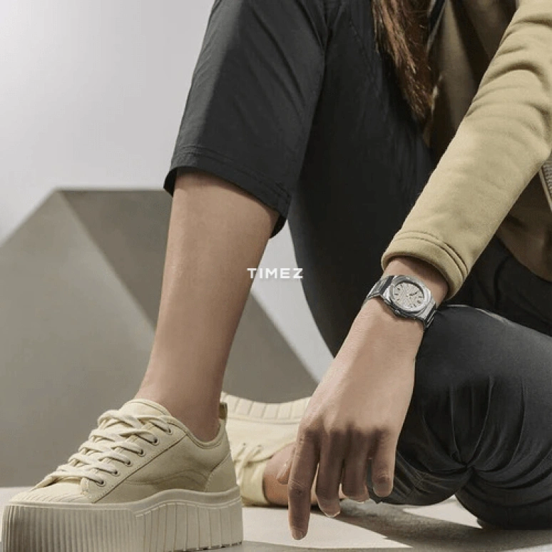 Alpina,ALPINER 34x35.20mm,34x35.20mm,Stainless Steel,khaki,Quartz,Day,Sapphire,Crystal Glass,AL,AL-220BG2AE6B