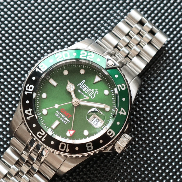 Arbutus,Resort 45mm,45mm,Stainless Steel,Green,Automatic,Day,Dule Time,AR2102SGS