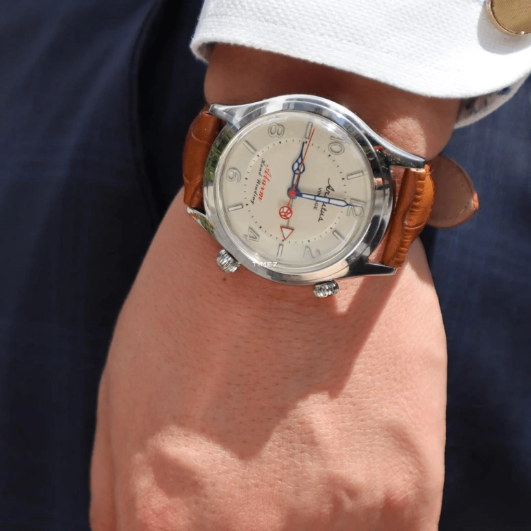 Arbutus,Concord 43mm,43mm,Stainless Steel,khaki,Automatic,Sapphire,Crystal Glass,Round,AR2302SIF