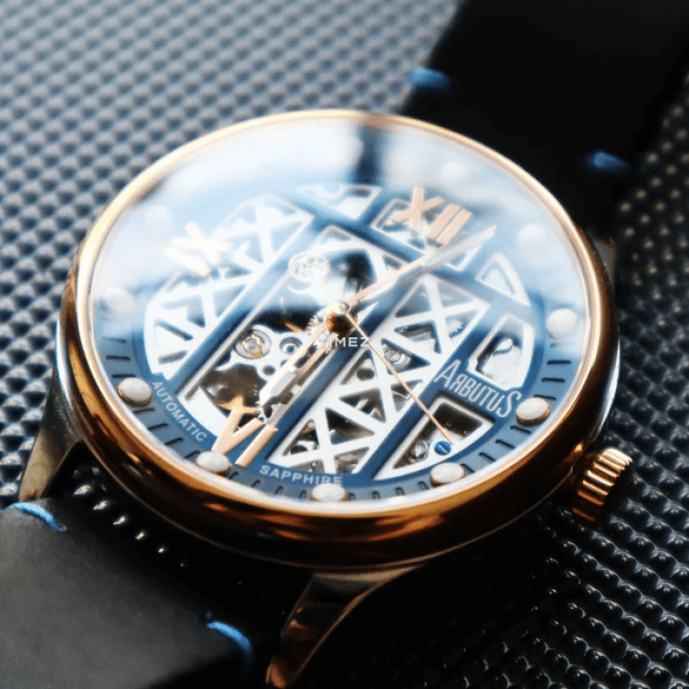 Arbutus,Tower 42mm,42mm,Stainless Steel,White,Automatic,39hours,Sapphire,Crystal Glass,AR2101SWU
