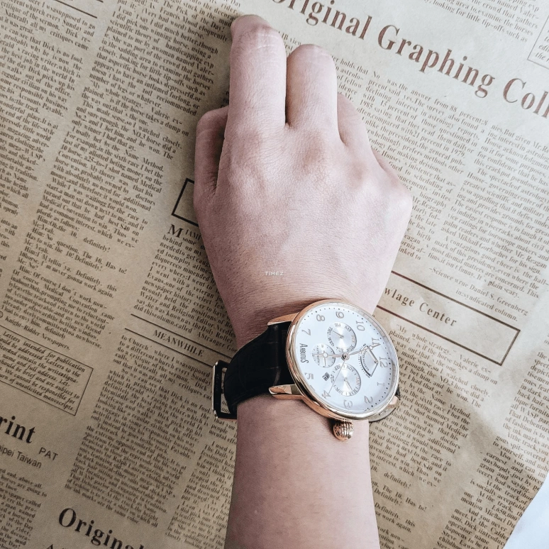 Arbutus,York 43.50mm,43.50mm,Stainless Steel,White,Automatic,Month,Date,Day,Power Reserve Indicator,40hours,Sapphire,Crystal Glass,AR914RWF