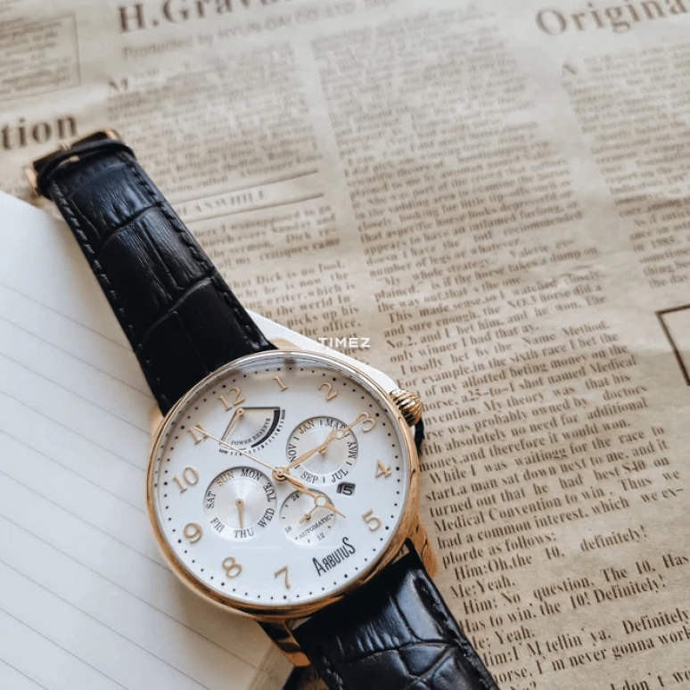 Arbutus,York 43.50mm,43.50mm,Stainless Steel,White,Automatic,Month,Date,Day,Power Reserve Indicator,40hours,Sapphire,Crystal Glass,AR914RWF