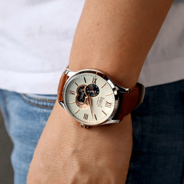 Arbutus,Mulberry 43.50mm,43.50mm,Stainless Steel,Cream white,Automatic,40hours,Sapphire,Crystal Glass,AR809TRIF