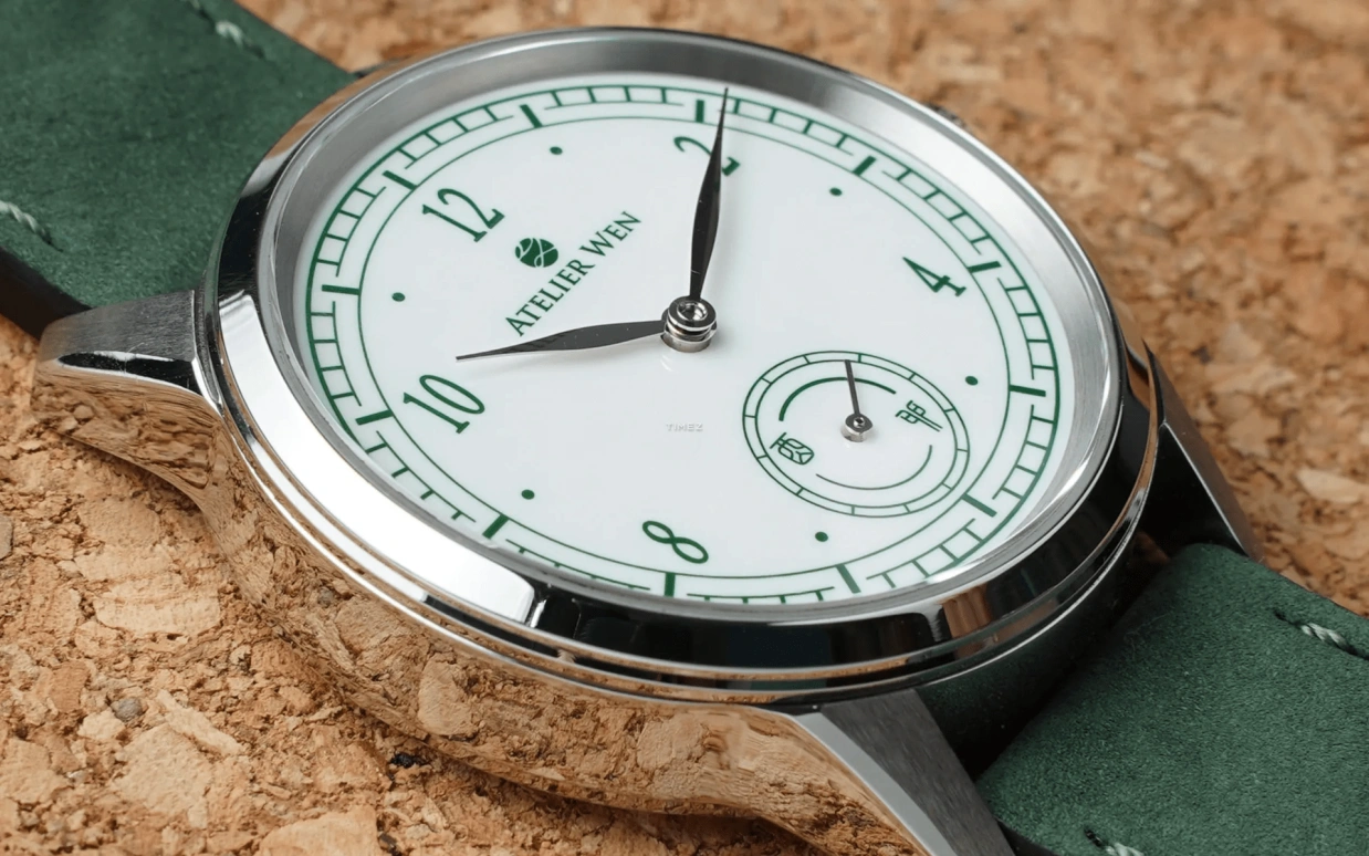 Atelier Wen,Porcelain Odyssey 39mm,39mm,Stainless Steel,White,Automatic,41hours,Sapphire,Crystal Glass,HAO GREEN EDITION
