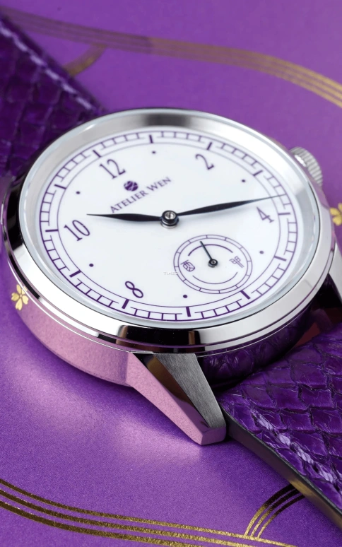 Atelier Wen,Porcelain Odyssey 39mm,39mm,Stainless Steel,White,Automatic,41hours,Sapphire,Crystal Glass,HAO PURPLE EDITION