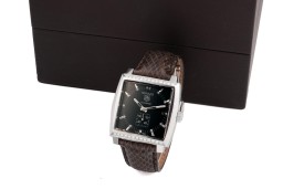 Sample photo of tag-heuerww2118 at Antiquorum Important Modern & Vintage Timepieces
