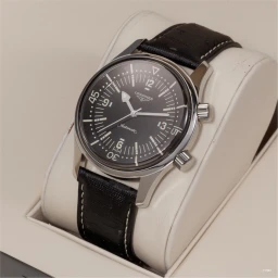 Sample photo of LonginesL36744 at Antiquorum Important Modern & Vintage Timepieces