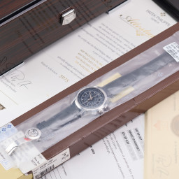 Sample photo of patek-philippe5975p-001 at Antiquorum Important Modern & Vintage Timepieces