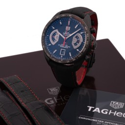 Sample photo of tag-heuercav518b.fc6237 at Antiquorum Important Modern & Vintage Timepieces