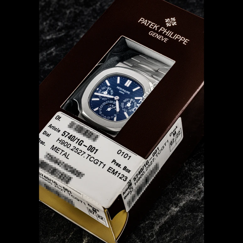 Sample photo of patek-philippe5740/1g-001 at Christie's The Ultimate Collection