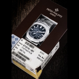 Sample photo of patek-philippe5712/1a-001 at Christie's The Ultimate Collection