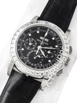 Sample photo of patek-philippe5971p-001 at Christie's Important Watches: Featuring 