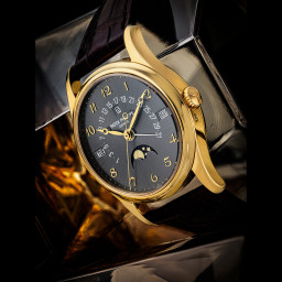 Sample photo of patek-philippe5050j-023 at Christie's The Champion Collection Part III: The Artistry of Complications