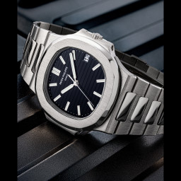 Sample photo of patek-philippe3711/1g-001 at Christie's Important Watches, Featuring The Triazza Collection Part II