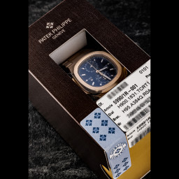 Sample photo of patek-philippe5990/1r-001 at Christie's The Ultimate Collection