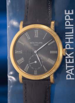 Sample photo of patek-philippe3919j-016 at Phillips The Hong Kong Watch Auction: XXI