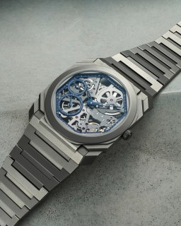 Sample photo of bulgari102941 at Phillips Phillips Watches Online Auction: The Geneva Sessions Spring 2023