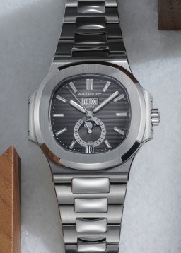 Sample photo of patek-philippe5726/1a-001 at Phillips Phillips Watches Online Auction: The Geneva Sessions Spring 2024