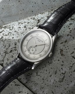 Sample photo of patek-philippe5196p-001 at Phillips Phillips Watches Online Auction: The Geneva Sessions Spring 2023