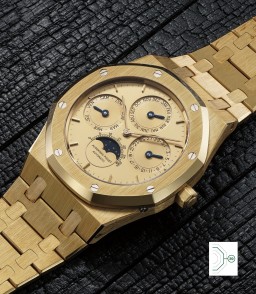 Sample photo of audemars-piguet25654ba at Phillips The Royal Oak 50th
