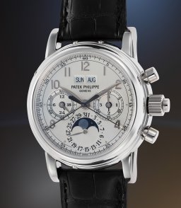 Sample photo of patek-philippe5004p-021 at Phillips The New York Watch Auction: EIGHT