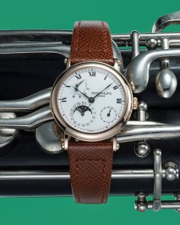 Sample photo of patek-philippe5054r-001 at Phillips Phillips Watches Online Auction: The Geneva Sessions Fall 2023