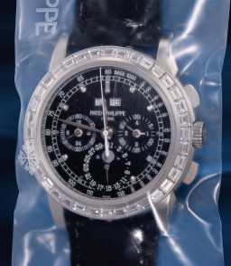 Sample photo of patek-philippe5971p-001 at Phillips The Hong Kong Watch Auction: XIX