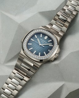 Sample photo of patek-philippe5713/1 at Phillips Phillips Watches Online Auction: The Geneva Sessions Spring 2023