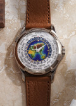 Sample photo of patek-philippe5131g-001 at Phillips Phillips Watches Online Auction: The Geneva Sessions Spring 2024
