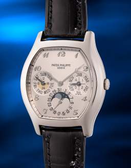 Sample photo of patek-philippe5040g-018 at Phillips Phillips Watches Online Auction: The Hong Kong Sessions, Fall 2025