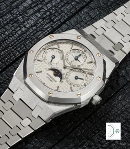 Sample photo of Audemars Piguet25820ST at Phillips The Royal Oak 50thGeneva Auction