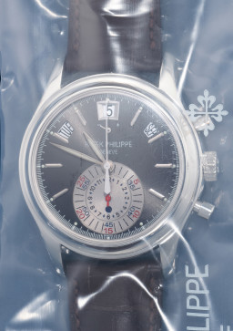 Sample photo of patek-philippe5960p-001 at Phillips The Hong Kong Watch Auction: XVII