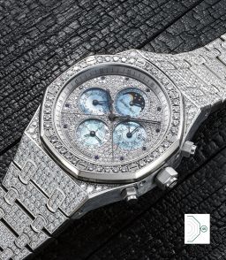 Sample photo of audemars-piguet25990bc at Phillips The Royal Oak 50th
