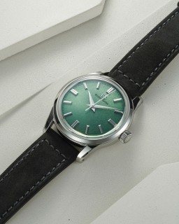 Sample photo of grand-seikosbgw277g at Phillips Phillips Watches Online Auction: The Geneva Sessions Spring 2023