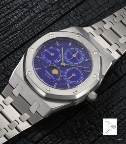 Sample photo of Audemars Piguet25820ST at Phillips The Royal Oak 50thGeneva Auction