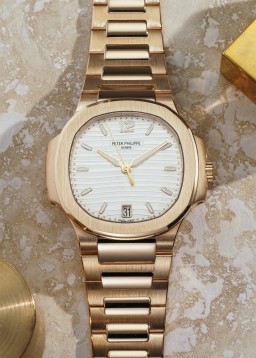 Sample photo of patek-philippe7118/1r-001 at Phillips Phillips Watches Online Auction: The Geneva Sessions Spring 2024