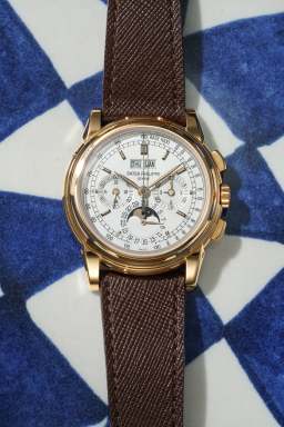 Sample photo of patek-philippe5970r-001 at Phillips Phillips Watches Online Auction: The Geneva Sessions Fall 2025