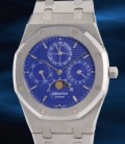 Sample photo of audemars-piguet25820st.oo.0944st.04 at Phillips The Hong Kong Watch Auction: XIX