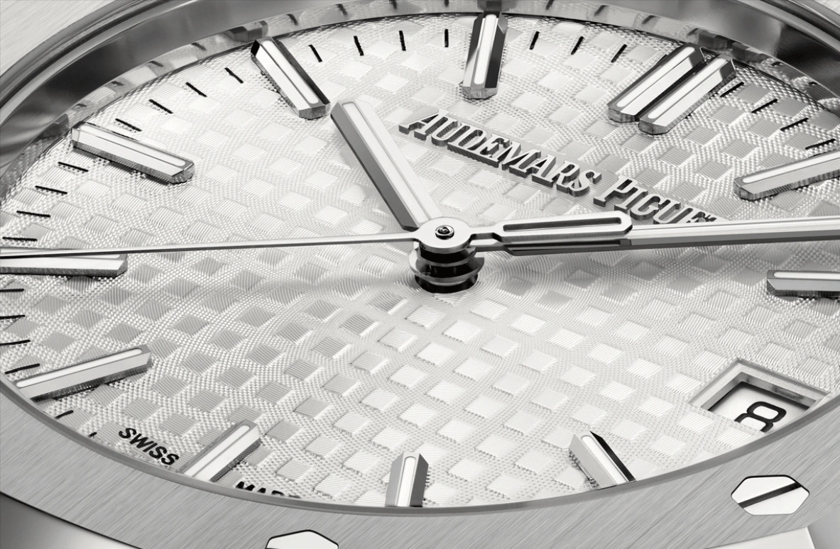 Audemars Piguet,Royal Oak 37mm,37mm,Stainless Steel,Silver,White,Automatic,Day,60hours,15550ST,15550ST.OO.1356ST.01 50th
