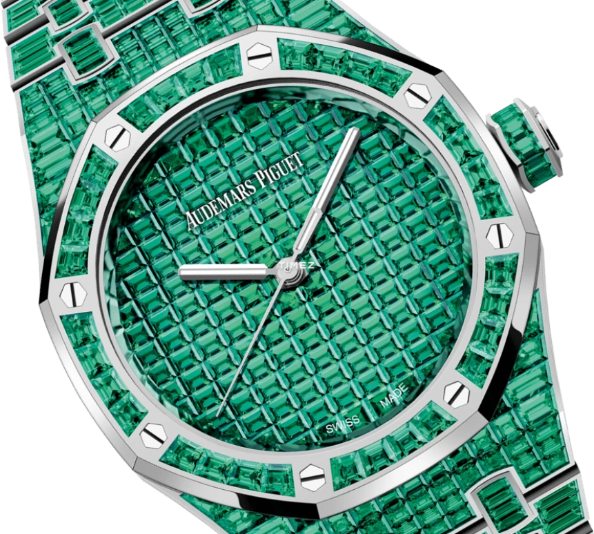 Audemars Piguet,Royal Oak 37mm,37mm,White Gold,Green,Automatic,60hours,In-house Caliber,15554BC,15554BC.EE.1274BC.01