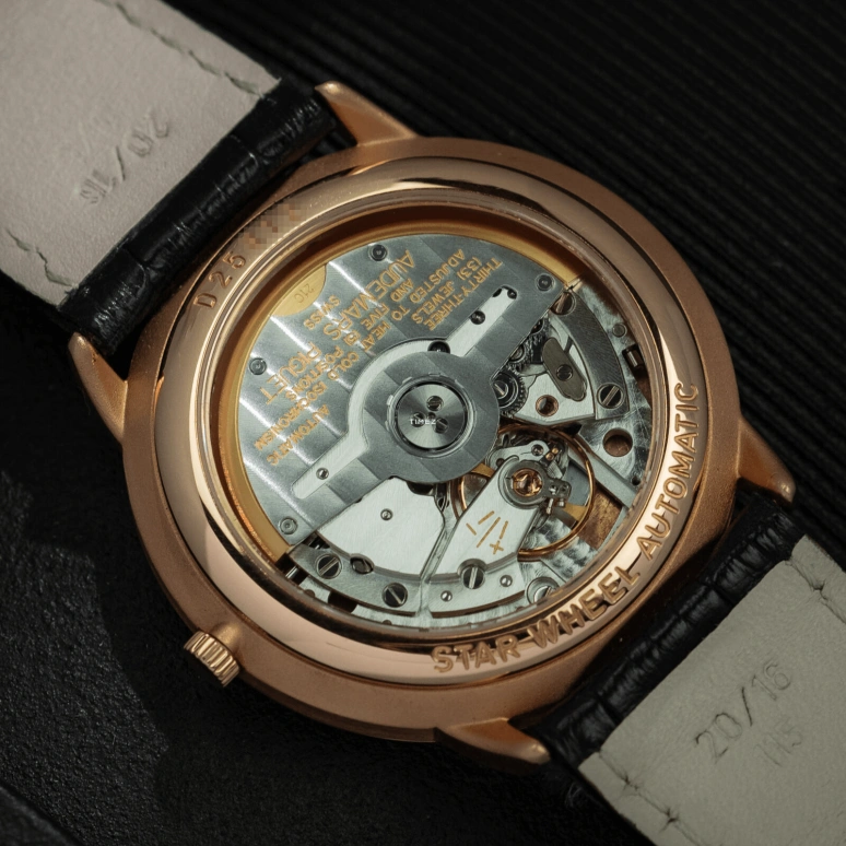 Audemars Piguet,Other 36mm,36mm,Rose Gold,Rose Gold,White,Automatic,Sapphire,Crystal Glass,Round,25720OR,25720OR.OO.0002XX.04