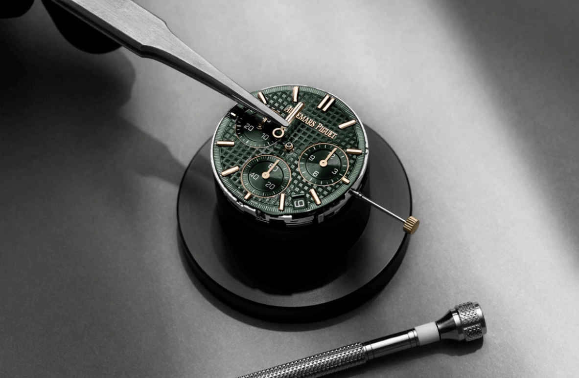 Audemars Piguet,Royal Oak 41mm,41mm,Pink Gold,Green,Automatic,Chronograph,Day,26240OR,26240OR.OO.1320OR.04 50th