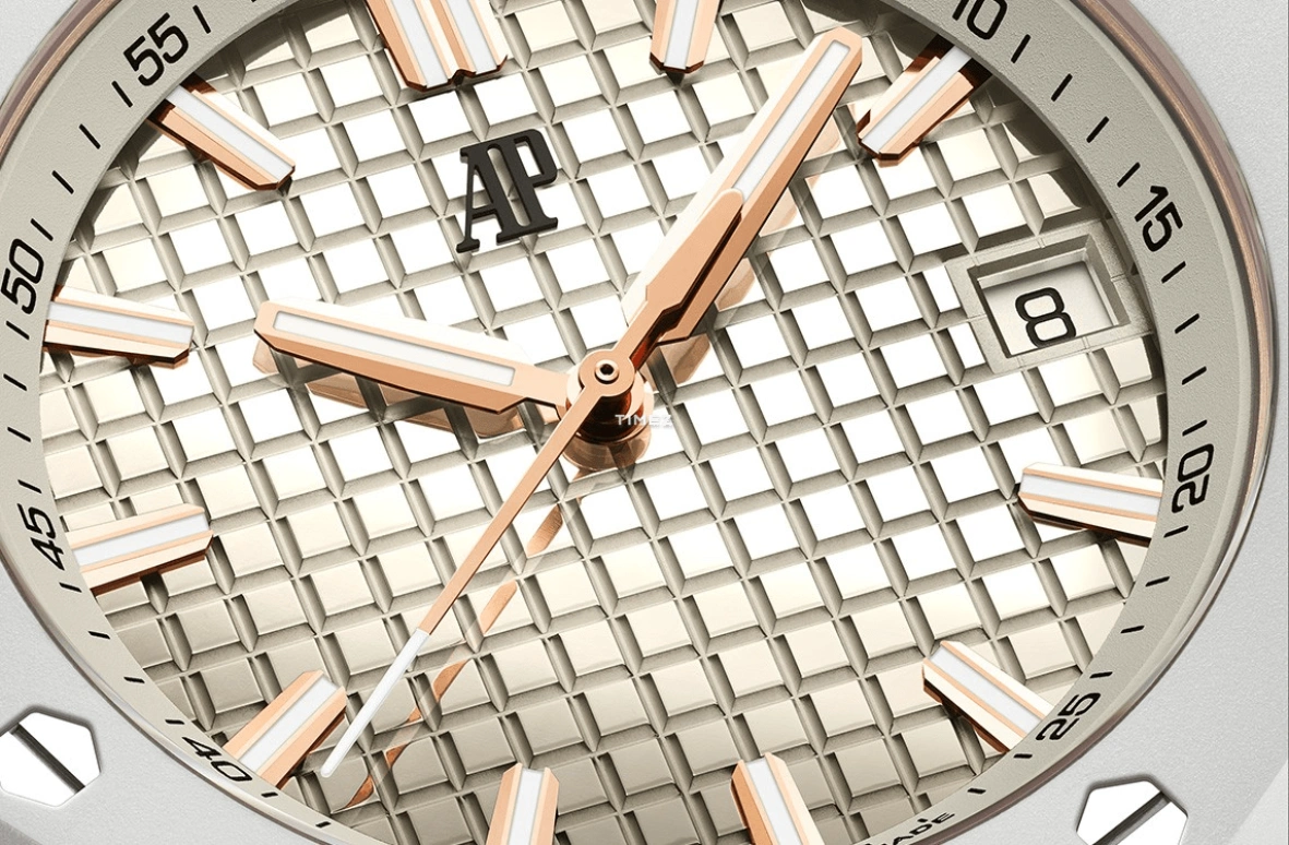 Audemars Piguet,Royal Oak Offshore 37mm,37mm,Rose Gold,Cream,Automatic,Day,60hours,77605OK,77605OK.OO.A101CA.01